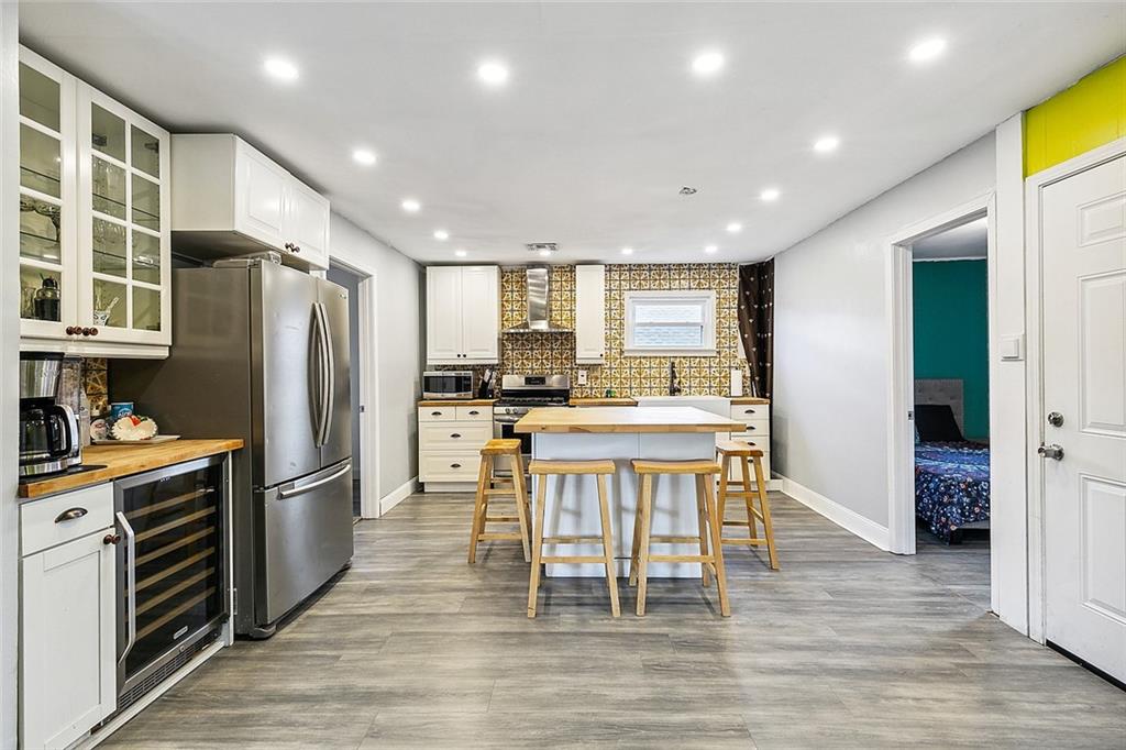 1141 FRENCHMEN Street