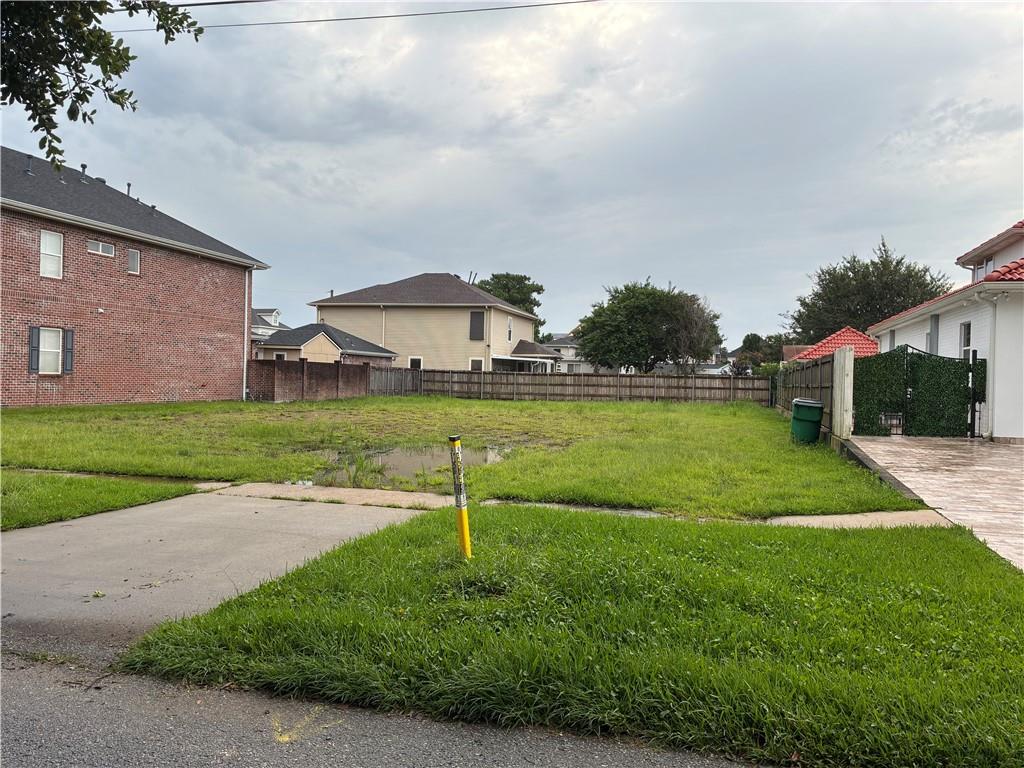 1213 RIDGELAKE Drive