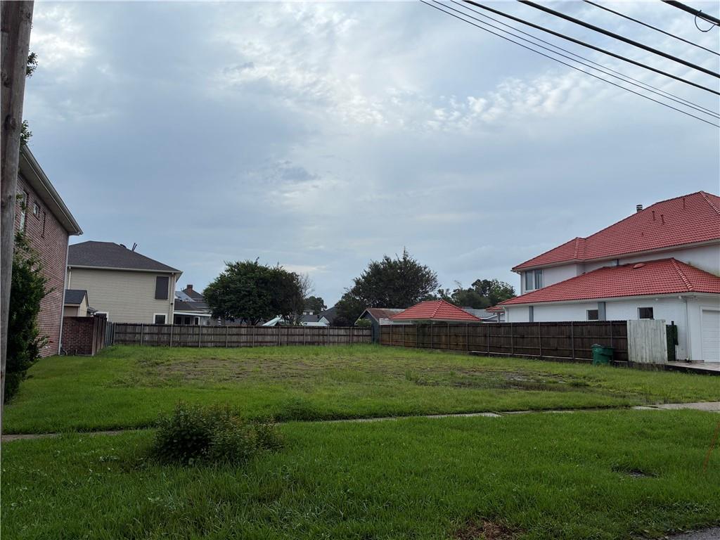 1213 RIDGELAKE Drive