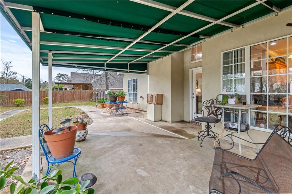 Madisonville, Louisiana 70447, United States, 3 Bedrooms Bedrooms, ,2 BathroomsBathrooms,Residential,Active,20015