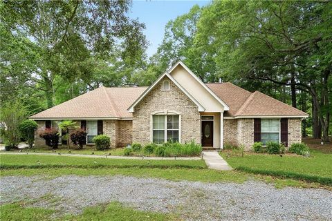 103 OAKVIEW Drive Madisonville LA 70447