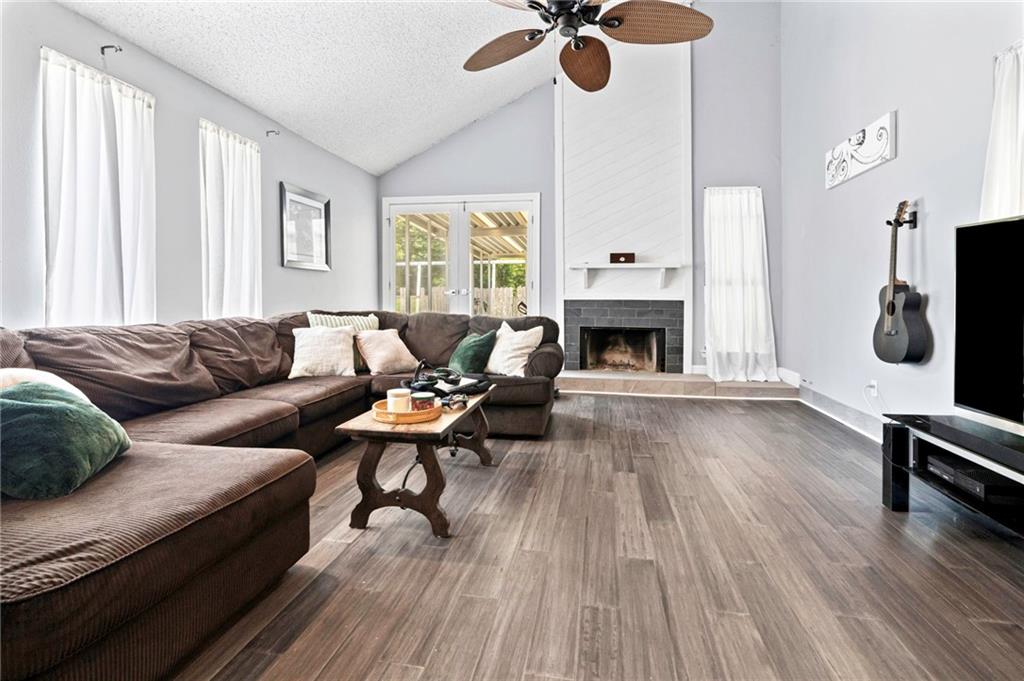 268 DUNLEITH Drive