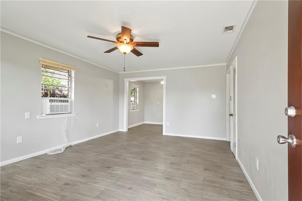 227 BARTON Avenue