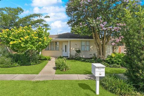 36 PAMELA Place Arabi LA 70032