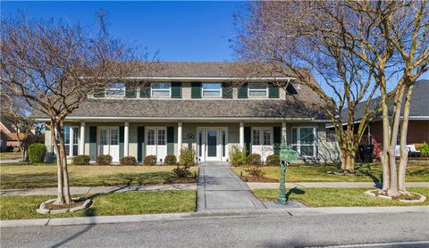 2200 JEAN LAFITTE Parkway Chalmette LA 70043