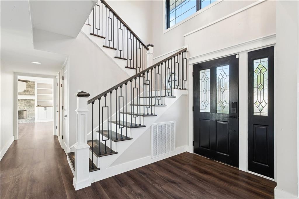 141 MOONRAKER Drive