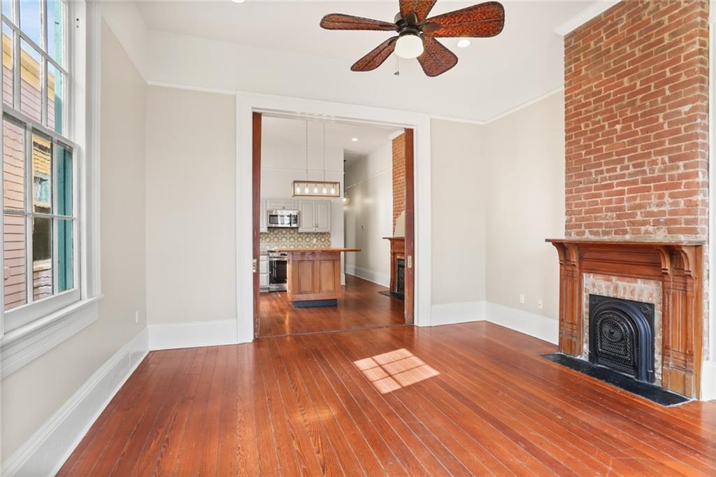 New Orleans, Louisiana 70115, United States, 2 Bedrooms Bedrooms, ,2 BathroomsBathrooms,Residential,Active,35775