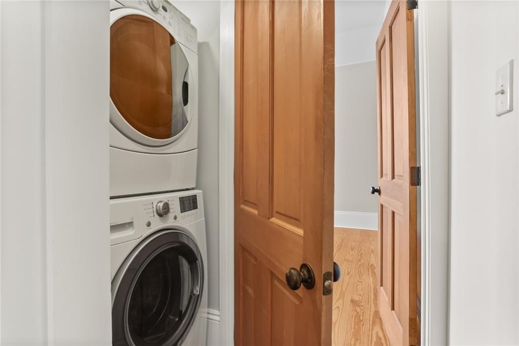 New Orleans, Louisiana 70115, United States, 2 Bedrooms Bedrooms, ,2 BathroomsBathrooms,Residential,Active,35775