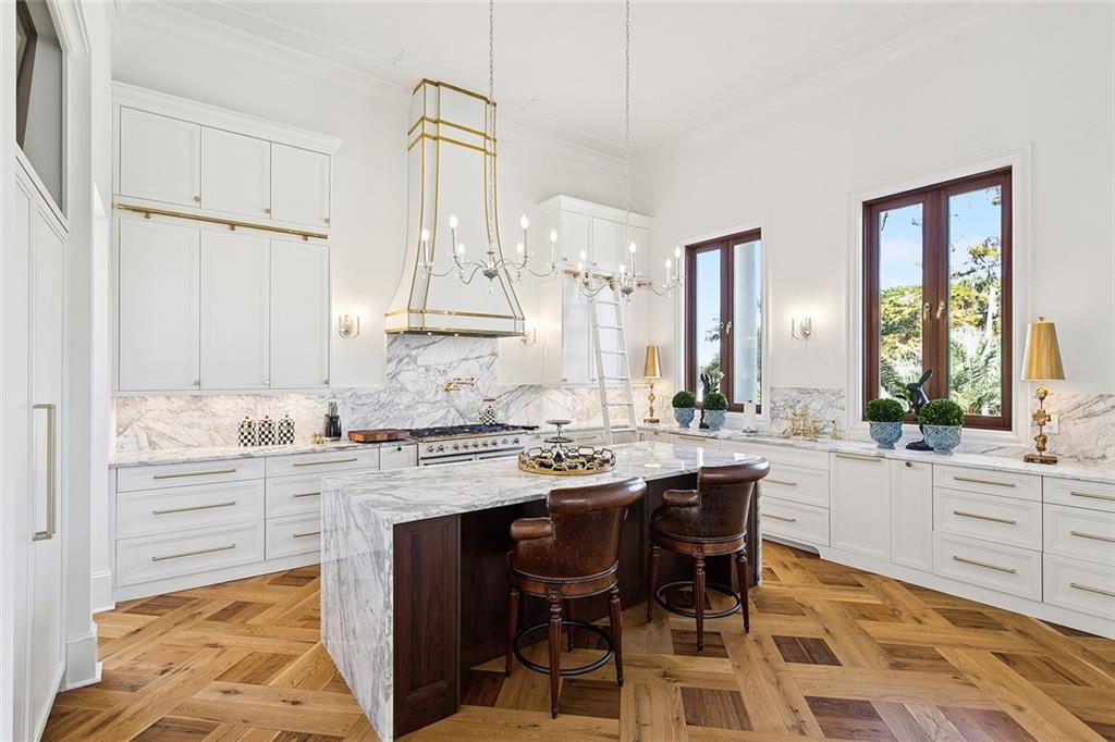 Mandeville, Louisiana 70471, United States, 3 Bedrooms Bedrooms, ,4 BathroomsBathrooms,Residential,Active,244811