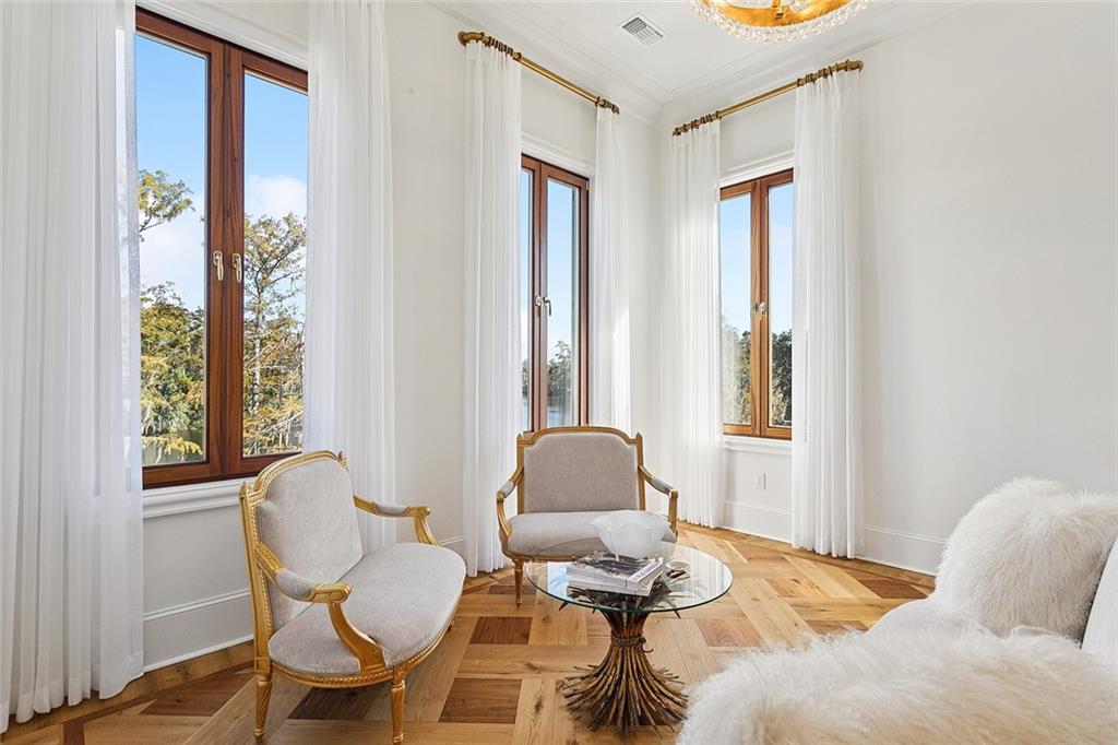 Mandeville, Louisiana 70471, United States, 3 Bedrooms Bedrooms, ,4 BathroomsBathrooms,Residential,Active,244811