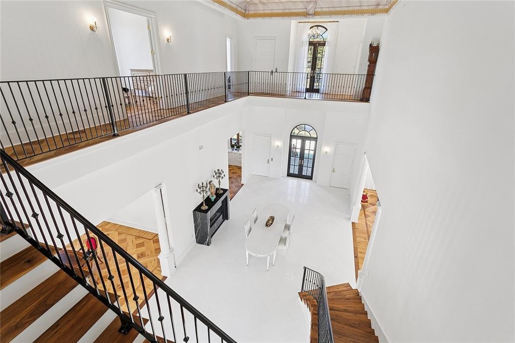 Mandeville, Louisiana 70471, United States, 3 Bedrooms Bedrooms, ,4 BathroomsBathrooms,Residential,Active,244811