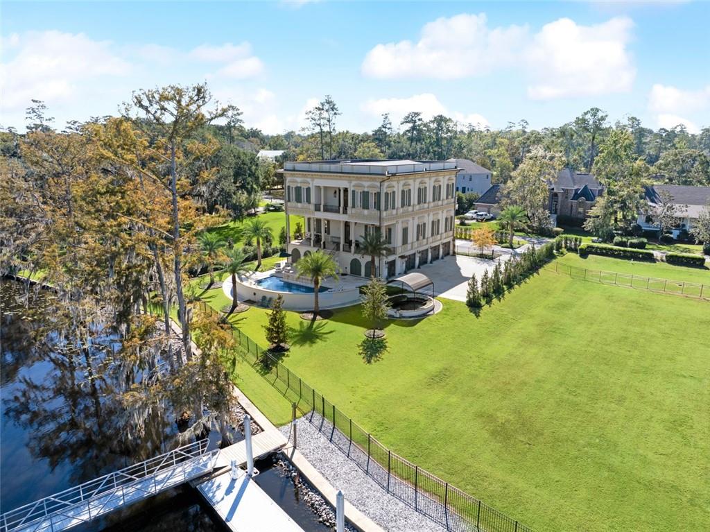 Mandeville, Louisiana 70471, United States, 3 Bedrooms Bedrooms, ,4 BathroomsBathrooms,Residential,Active,244811