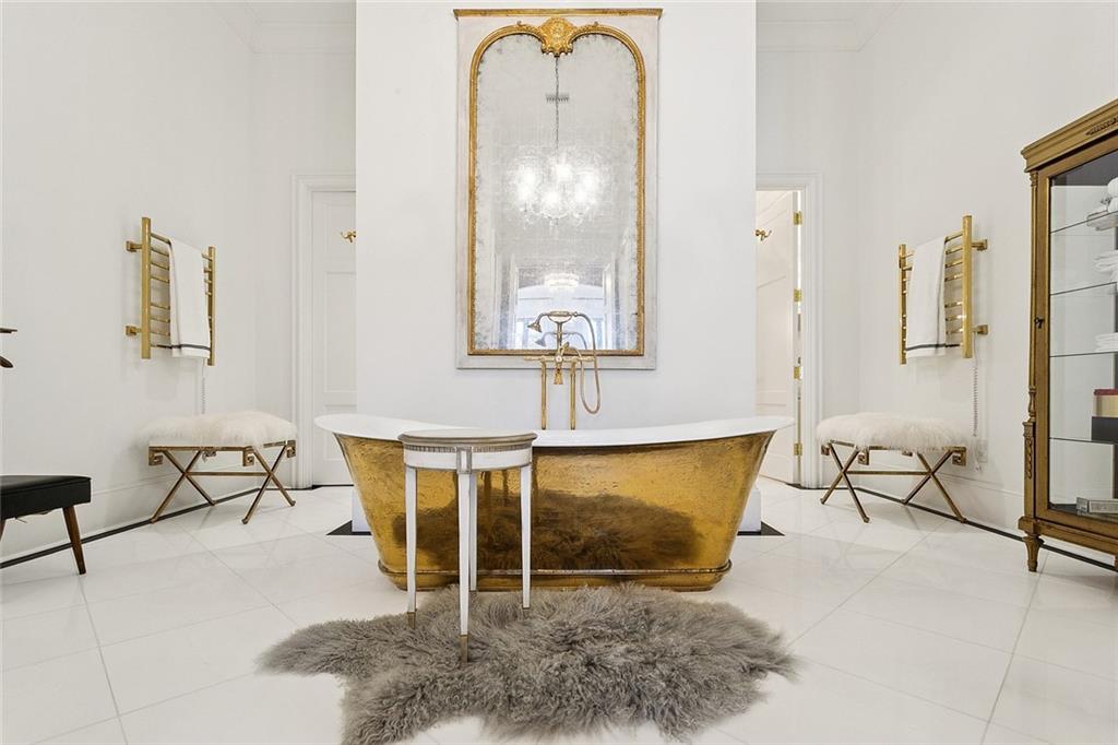 Mandeville, Louisiana 70471, United States, 3 Bedrooms Bedrooms, ,4 BathroomsBathrooms,Residential,Active,244811