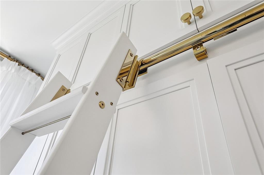 Mandeville, Louisiana 70471, United States, 3 Bedrooms Bedrooms, ,4 BathroomsBathrooms,Residential,Active,244811