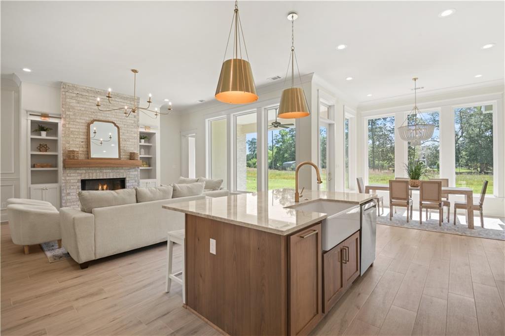 Madisonville, Louisiana 70447, United States, 4 Bedrooms Bedrooms, ,3 BathroomsBathrooms,Residential,Active,33970