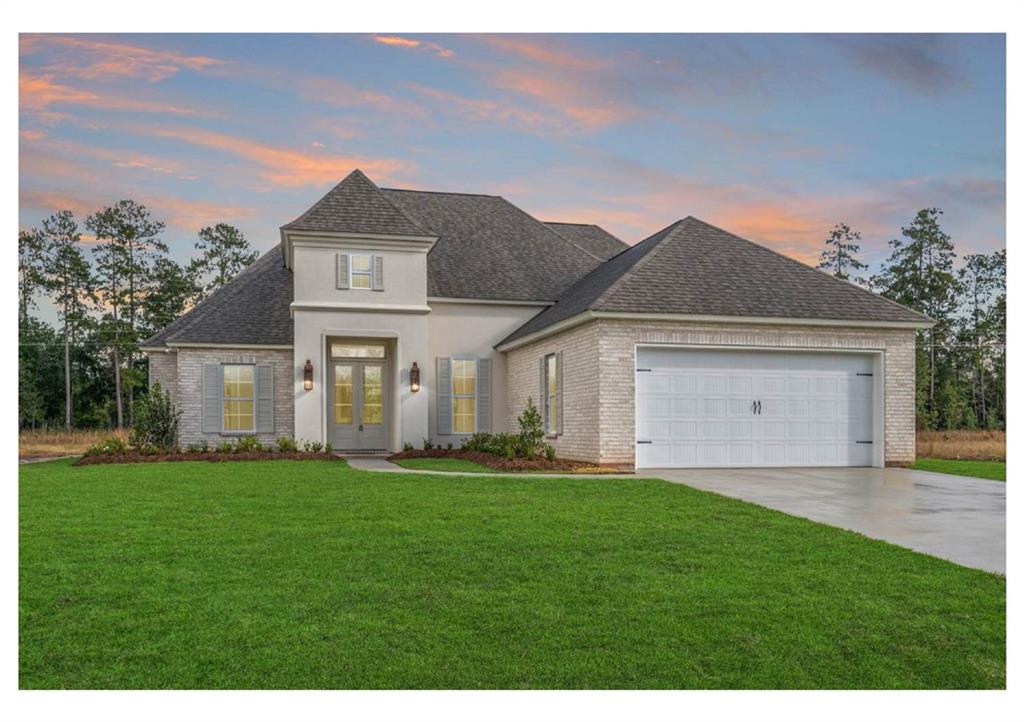 Madisonville, Louisiana 70447, United States, 4 Bedrooms Bedrooms, ,3 BathroomsBathrooms,Residential,Active,33970