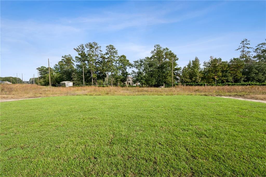 Madisonville, Louisiana 70447, United States, 4 Bedrooms Bedrooms, ,3 BathroomsBathrooms,Residential,Active,33970