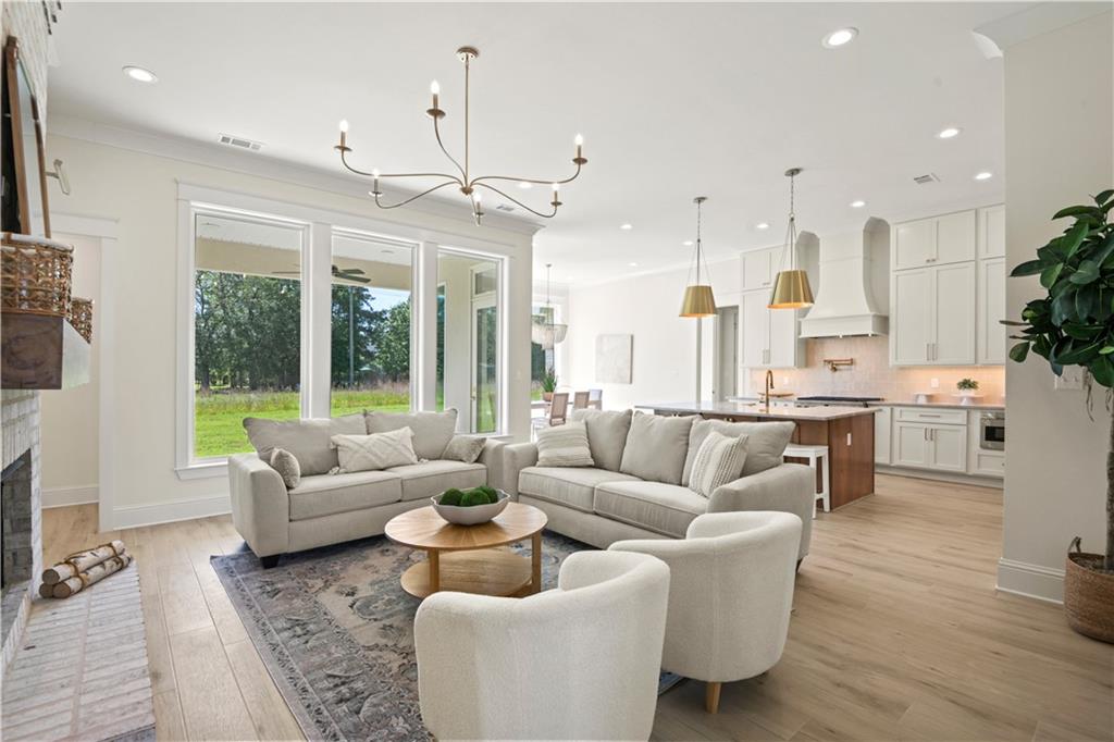 Madisonville, Louisiana 70447, United States, 4 Bedrooms Bedrooms, ,3 BathroomsBathrooms,Residential,Active,33970