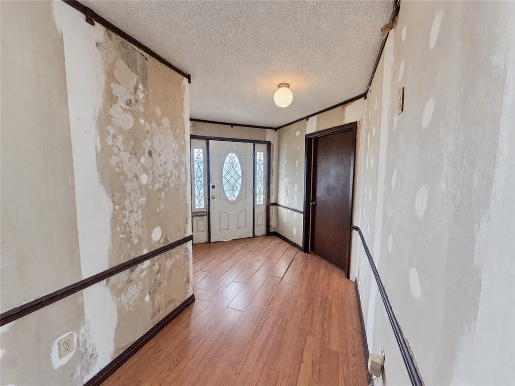 1069 PRICE Drive