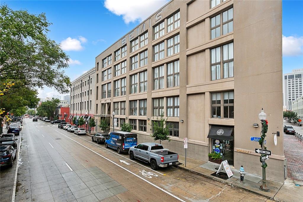 333 JULIA Street 325