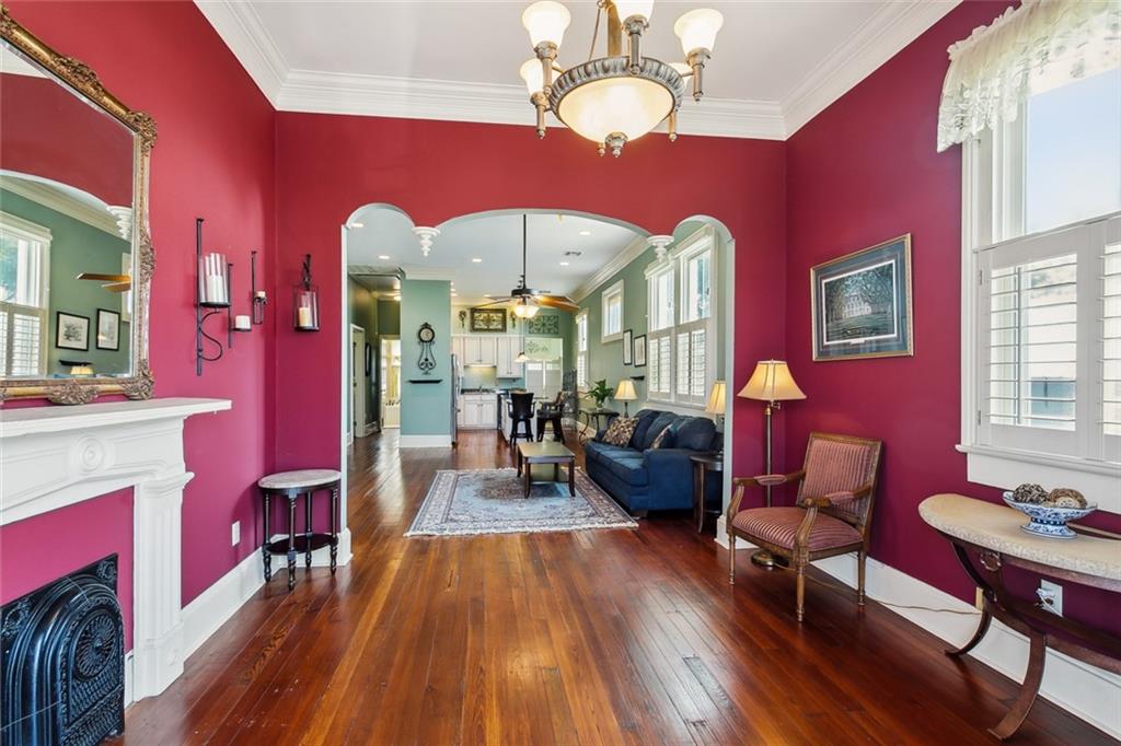 New Orleans, Louisiana 70114, United States, 6 Bedrooms Bedrooms, ,5 BathroomsBathrooms,Residential,Pending,39501