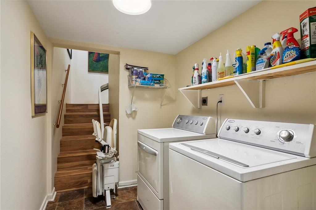 New Orleans, Louisiana 70114, United States, 6 Bedrooms Bedrooms, ,5 BathroomsBathrooms,Residential,Pending,39501