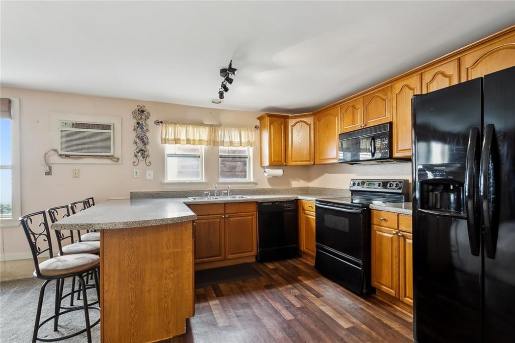 New Orleans, Louisiana 70114, United States, 6 Bedrooms Bedrooms, ,5 BathroomsBathrooms,Residential,Pending,39501