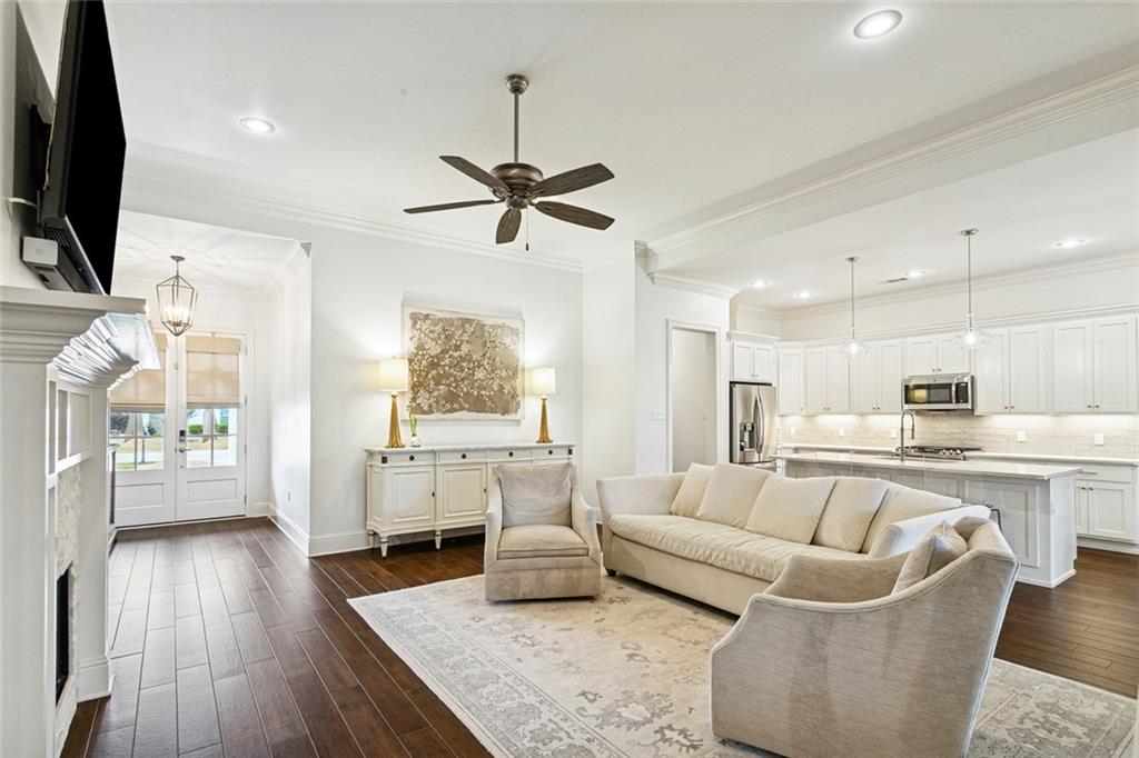 7057 RING NECK Drive