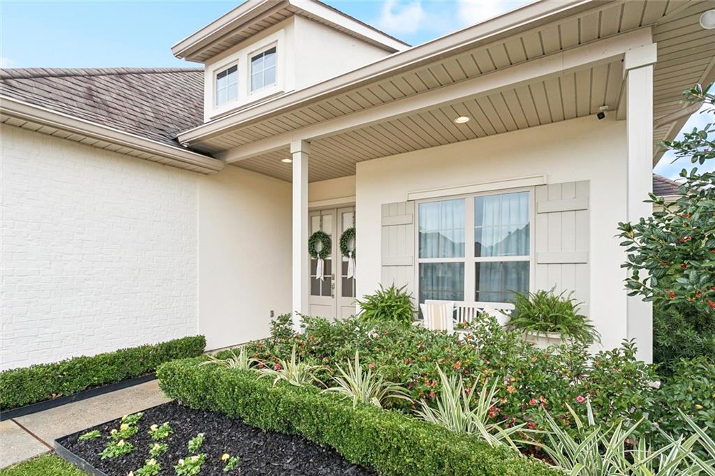 7057 RING NECK Drive