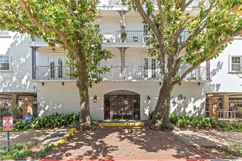 1765 COLISEUM Street 303 New Orleans LA 70130