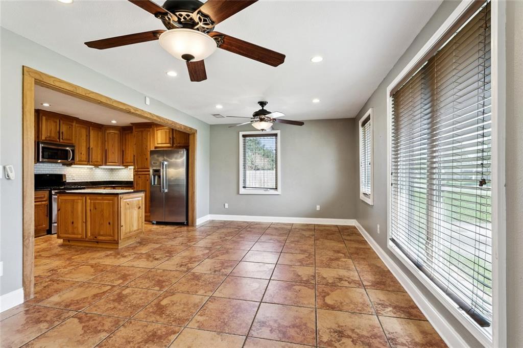 100 W CLAIBORNE Square