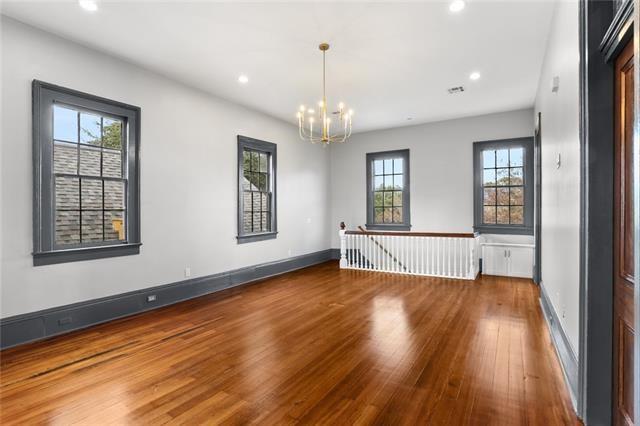 2101 ESPLANADE Avenue