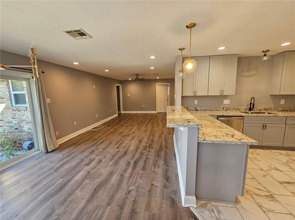 3611 HUNTLEE Drive