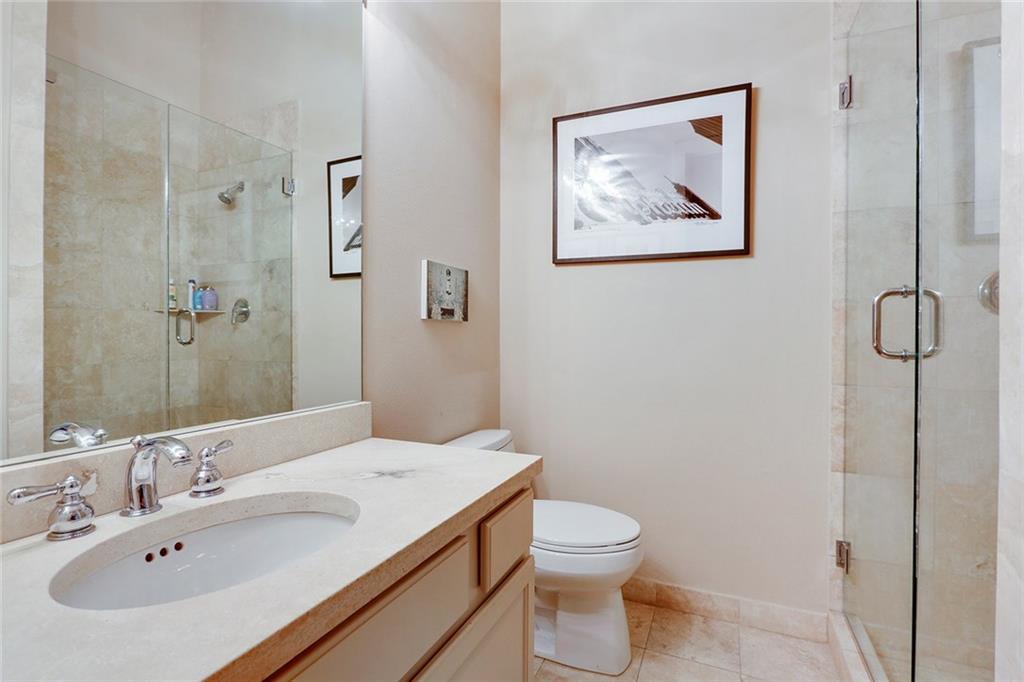 1000 ST CHARLES Avenue H