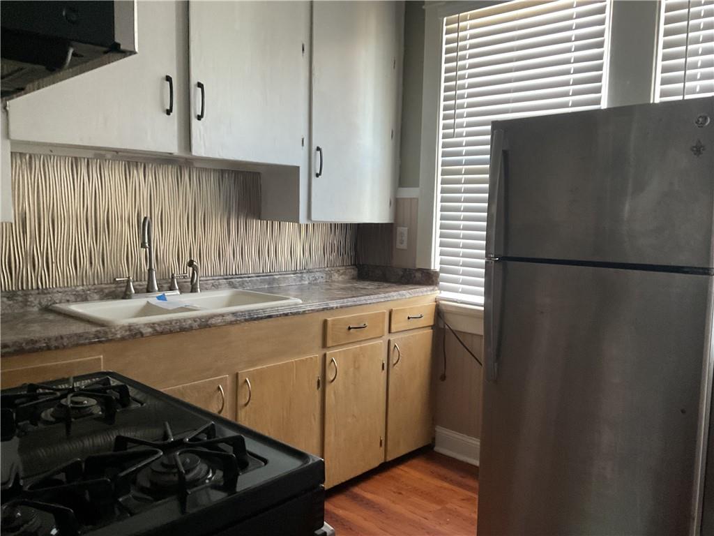 3929 31 OCTAVIA Street