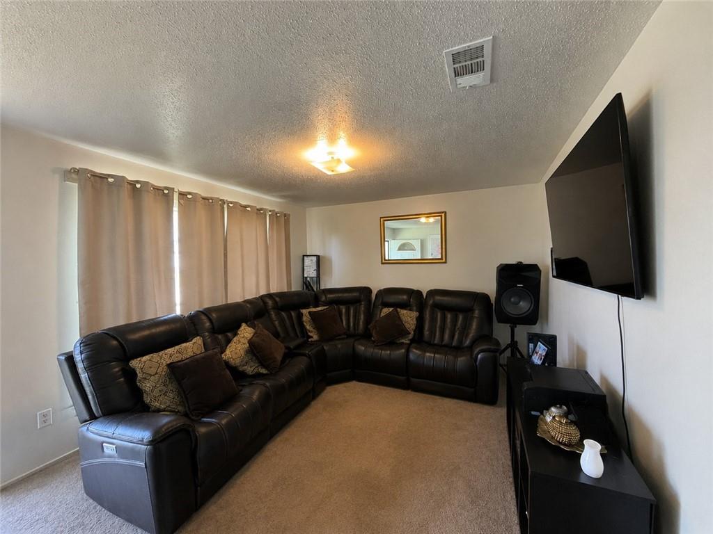7841 GWEN Street