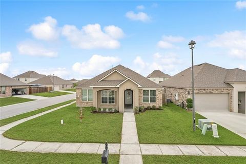 772 BENT CYPRESS Lane Slidell LA 70461