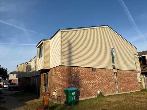 1616 NEWPORT Place Kenner LA 70065