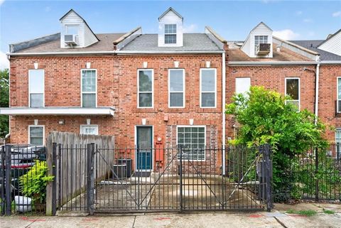 Photo of 1702 DELACHAISE Street, New Orleans, LA 70115 (MLS # 2560608)