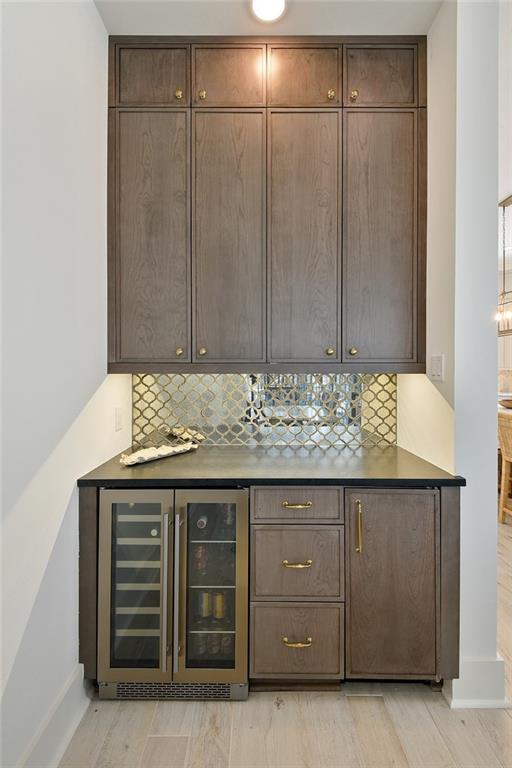 Mandeville, Louisiana 70471, United States, 3 Bedrooms Bedrooms, ,3 BathroomsBathrooms,Residential,Pending,56389