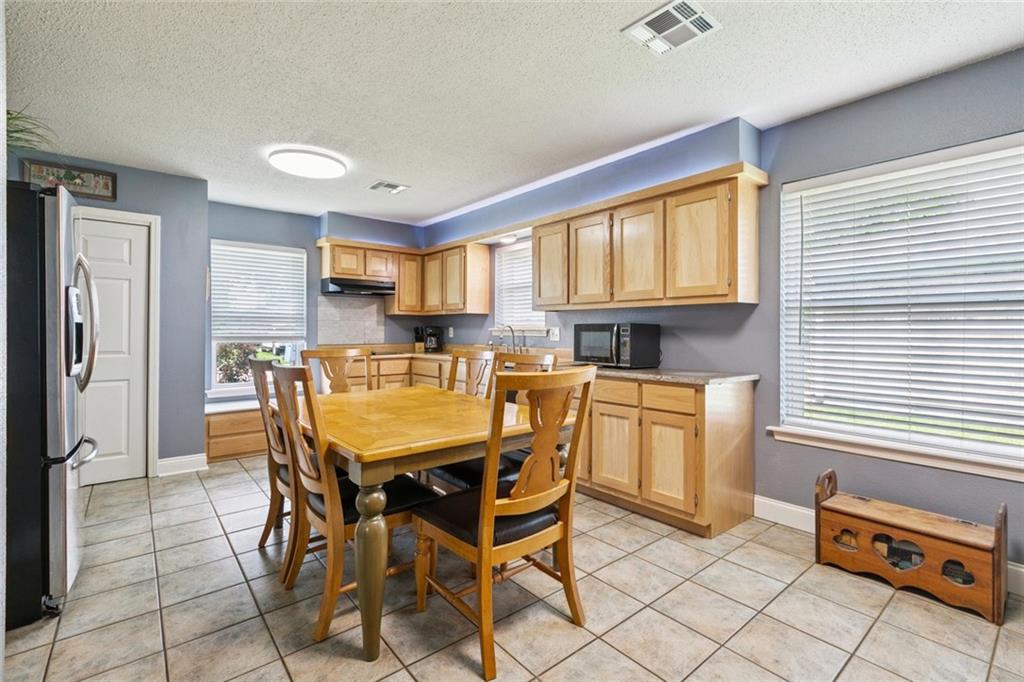 118 W HEATHER Drive