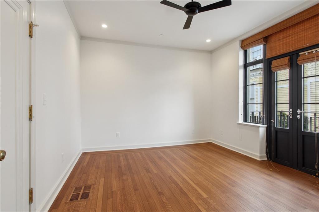 New Orleans, Louisiana 70115, United States, 2 Bedrooms Bedrooms, ,1 BathroomBathrooms,Residential,Active,141453