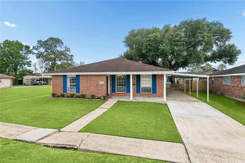 Photo of 2152 EUCLID Street, Gretna, LA 70056 (MLS # 2554043)