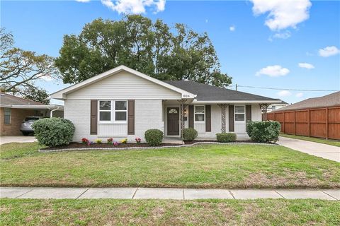 Photo of 1804 BULLARD Avenue, Metairie, LA 70003 (MLS # 2544922)