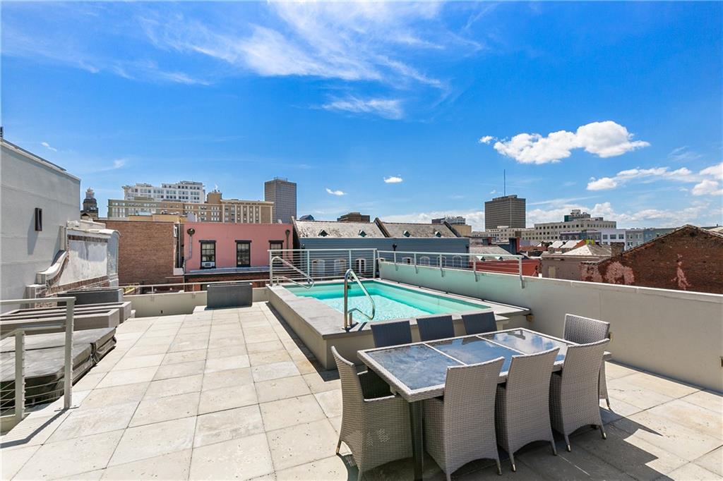 917 CONTI Street 303