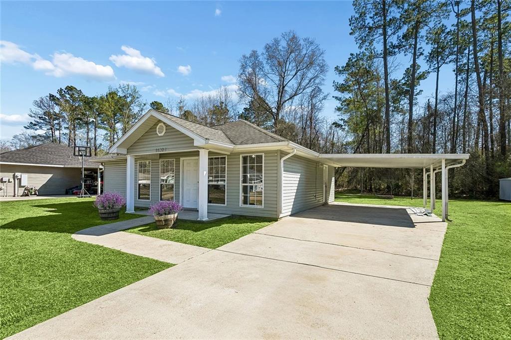 14664 CYPRESS HOLLOW Drive