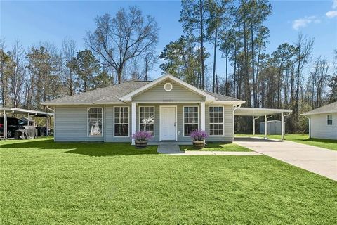 Photo of 14664 CYPRESS HOLLOW Drive, Ponchatoula, LA 70454 (MLS # 2545306)
