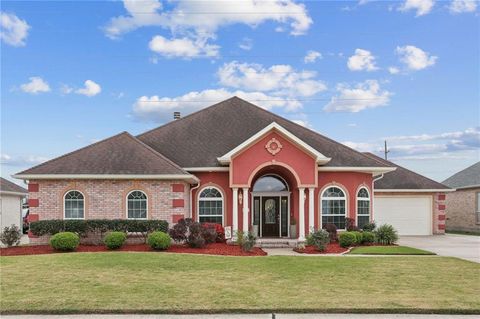 3430 BRIDGEWATER Drive Harvey LA 70058