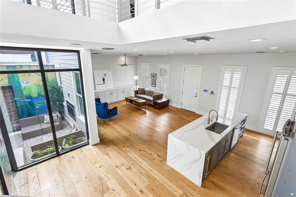 2417 DAUPHINE Street A