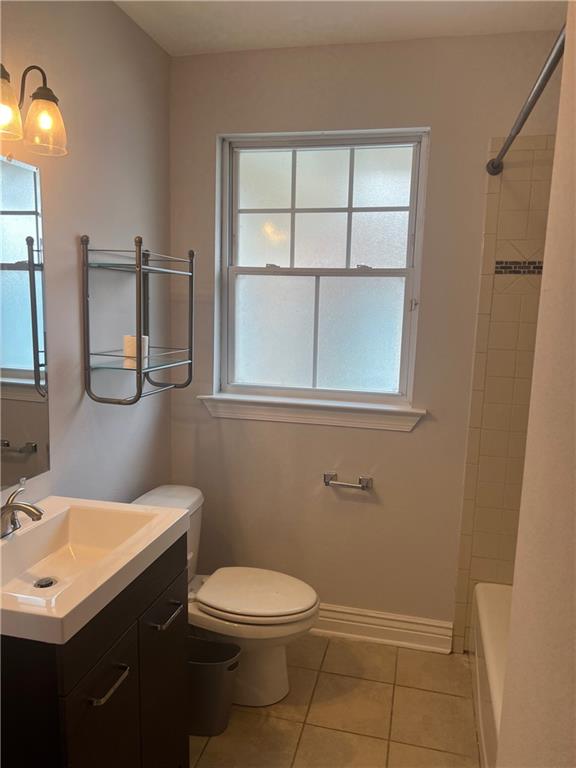 New Orleans, Louisiana 70124, United States, 2 Bedrooms Bedrooms, ,1 BathroomBathrooms,Residential,Active,13855